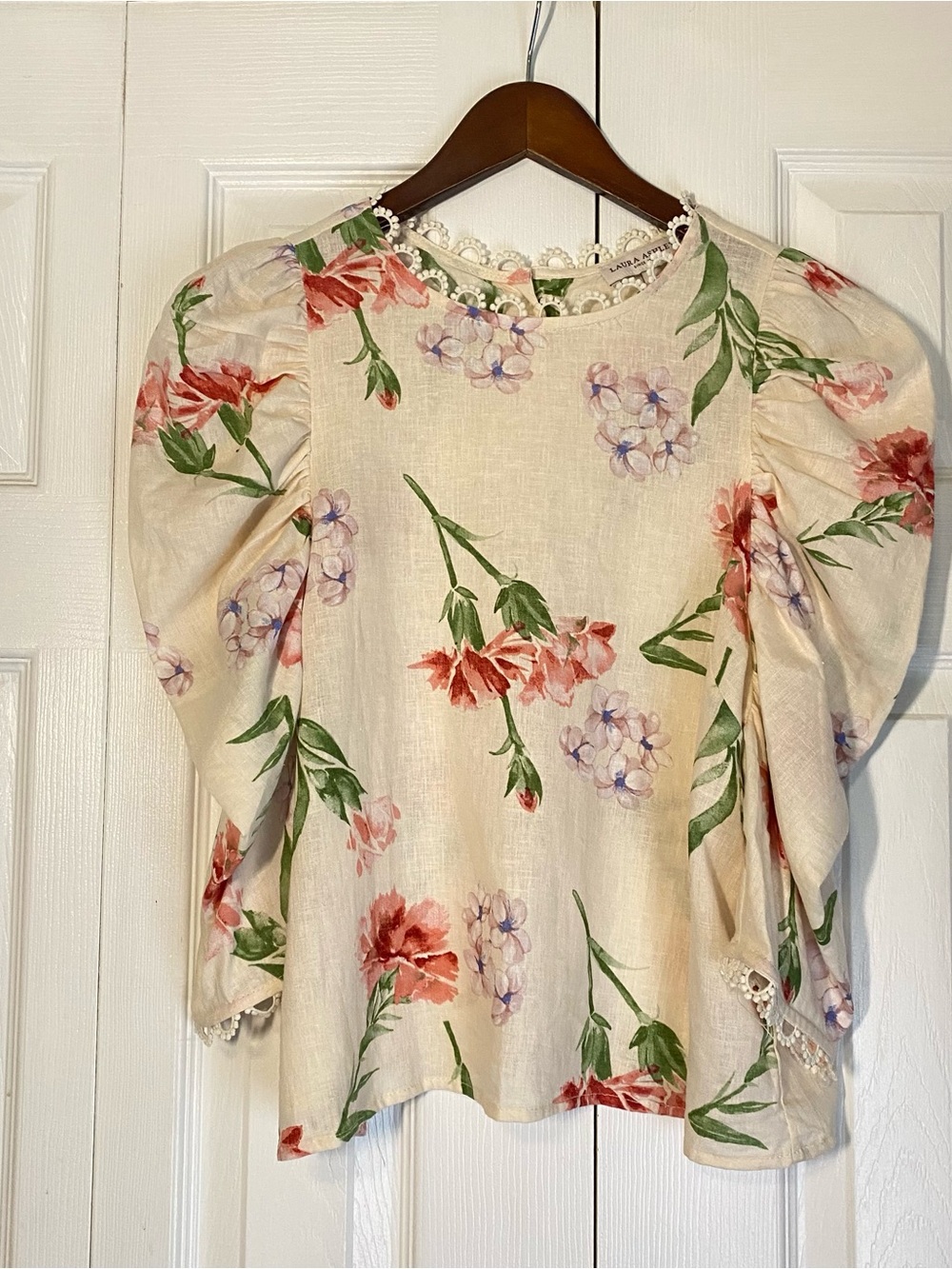 Laura Ashley Cream Floral Linen Blend Puff-Sleeve Blouse Cottagecore Small